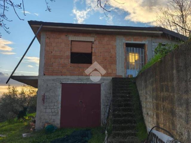 Villa Indipendente in vendita a Calabria, Cosenza