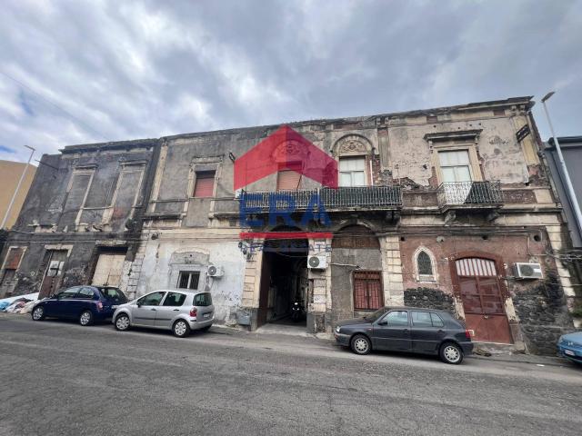 Villa Indipendente in vendita a San Giorgio-Librino-San Giuseppe la Rena-Zia Lisa-Villaggio Sant'Agata, Catania