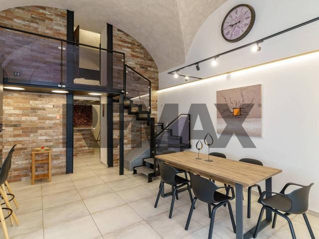 Villa Indipendente in vendita a Centro storico, Catania