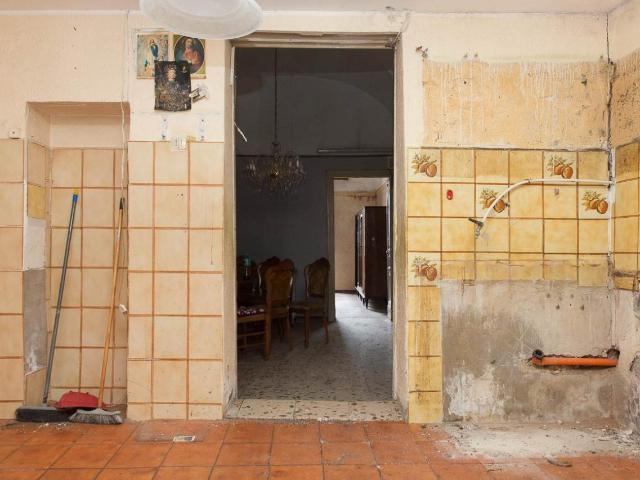 Villa Indipendente in vendita a Centro storico, Catania