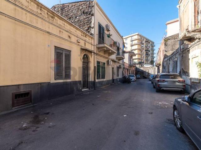 Villa Indipendente in vendita a San Giovanni Galermo-Trappeto-Cibali, Catania