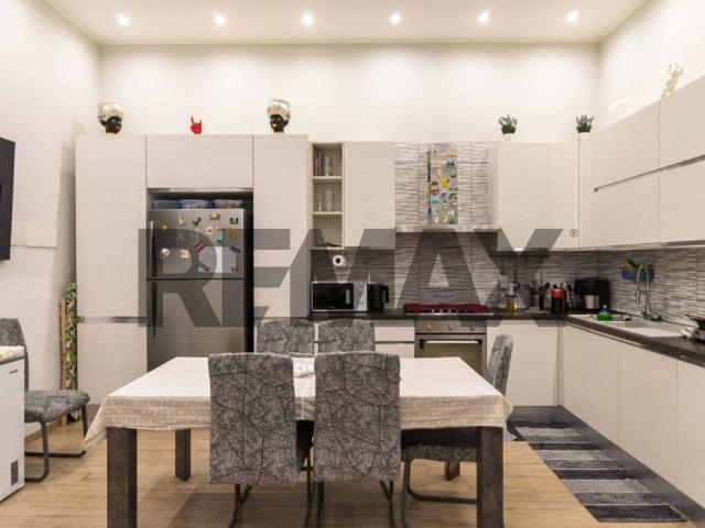 Villa Indipendente in vendita a Picanello-Ognina-Barriera-Canalicchio, Catania