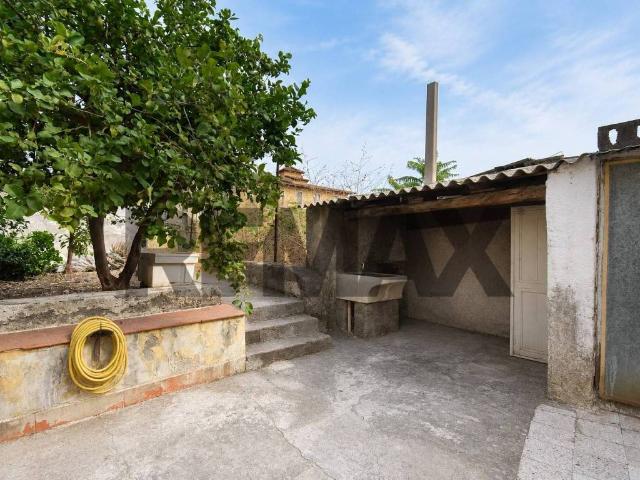 Villa Indipendente in vendita a Picanello-Ognina-Barriera-Canalicchio, Catania