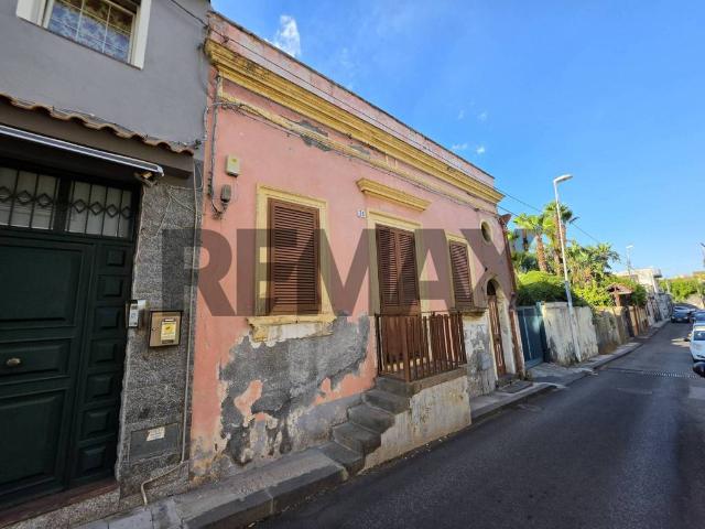 Villa Indipendente in vendita a San Giovanni Galermo-Trappeto-Cibali, Catania