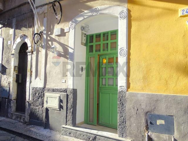 Villa Indipendente in vendita a Centro storico, Catania
