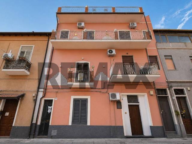 Villa Indipendente in vendita a Centro storico, Catania