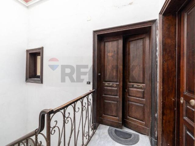 Villa Indipendente in vendita a Centro storico, Catania