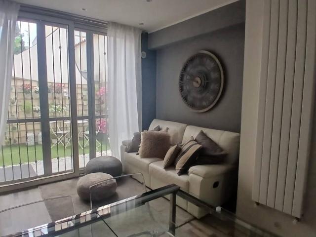 Villa Indipendente in vendita a Picanello-Ognina-Barriera-Canalicchio, Catania