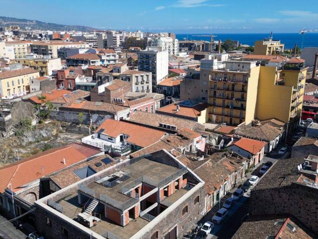 Villa Indipendente in vendita a Picanello-Ognina-Barriera-Canalicchio, Catania