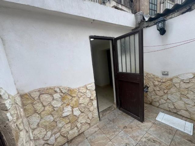 Villa Indipendente in vendita a Borgo-Sanzio, Catania
