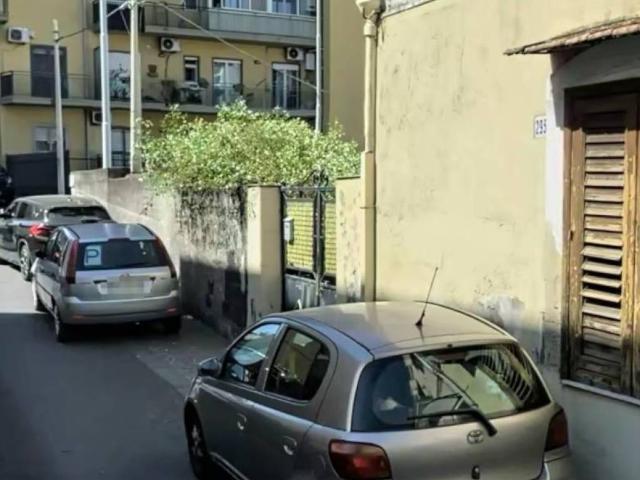 Villa Indipendente in vendita a Centro storico, Catania