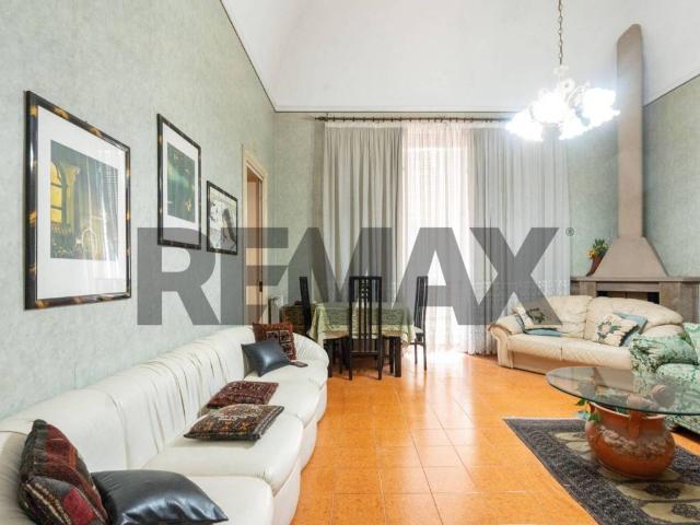 Villa Indipendente in vendita a Picanello-Ognina-Barriera-Canalicchio, Catania
