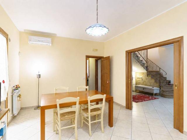 Villa Indipendente in vendita a San Giovanni Galermo-Trappeto-Cibali, Catania