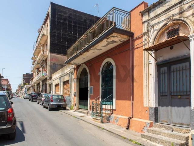 Villa Indipendente in vendita a Picanello-Ognina-Barriera-Canalicchio, Catania