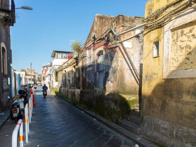 Villa Indipendente in vendita a Centro storico, Catania