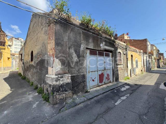 Villa Indipendente in vendita a Borgo-Sanzio, Catania