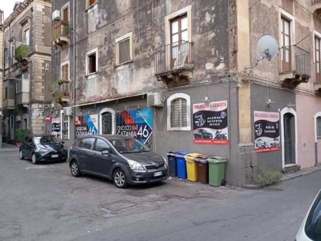 Villa Indipendente in vendita a Centro storico, Catania