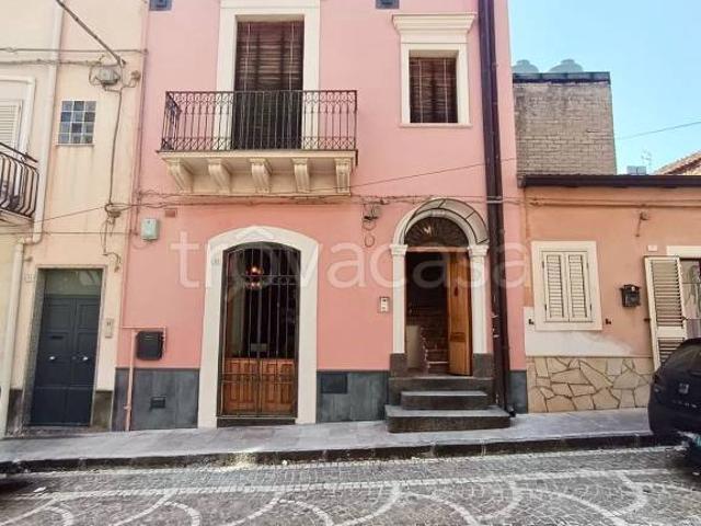 Villa Indipendente in vendita a Catenanuova, Sicilia
