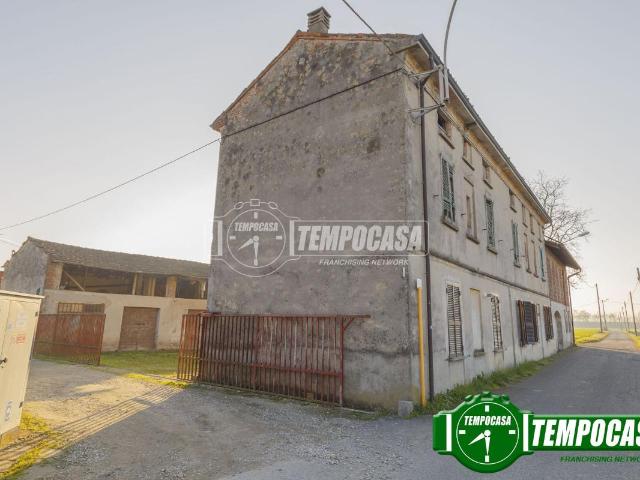 Villa Indipendente in vendita a Cava Manara, Lombardia