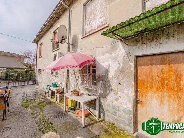 Villa Indipendente in vendita a Cava Manara, Lombardia