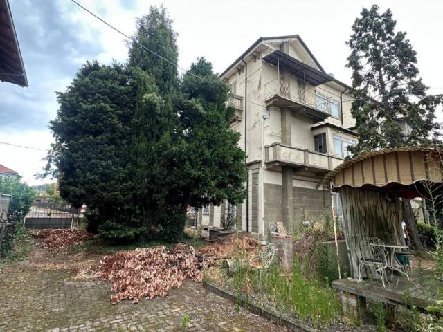 Villa Indipendente in vendita a Piemonte, Biella