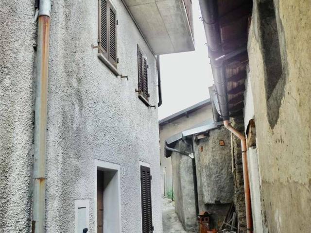 Villa Indipendente in vendita a Segalèe, Cavargna