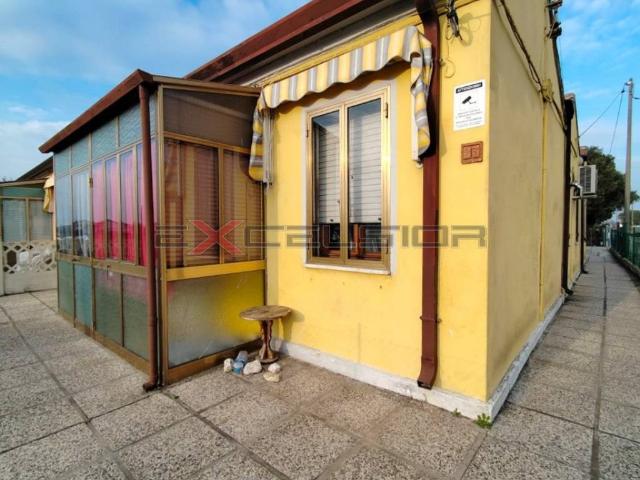 Villa Indipendente in vendita a Cavarzere, Veneto