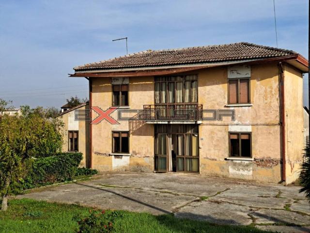 Villa Indipendente in vendita a Cavarzere, Veneto