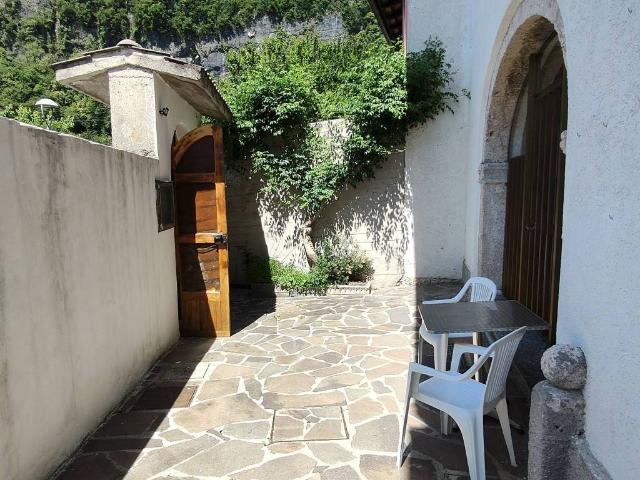 Villa Indipendente in vendita a Cavazzo Carnico, Friuli-Venezia Giulia