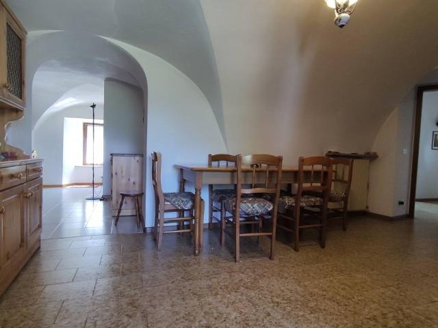 Villa Indipendente in vendita a Comunità della Valle dei Laghi, Cavedine
