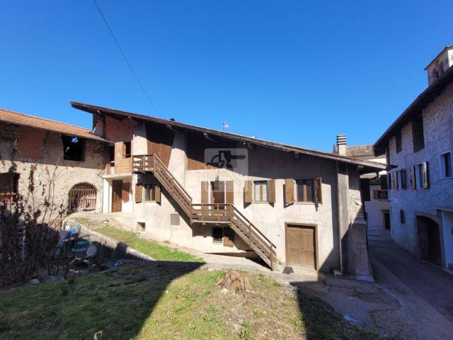 Villa Indipendente in vendita a Comunità della Valle dei Laghi, Cavedine