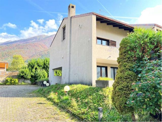 Villa Indipendente in vendita a Comunità della Valle dei Laghi, Cavedine