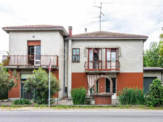 Villa Indipendente in vendita a Unione Comuni Modenesi Area Nord, Cavezzo