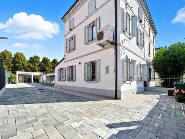 Villa Indipendente in vendita a Unione Comuni Modenesi Area Nord, Cavezzo