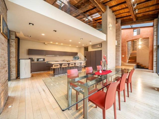 Villa Indipendente in vendita a Cavriago-San Terenziano, Cavriago
