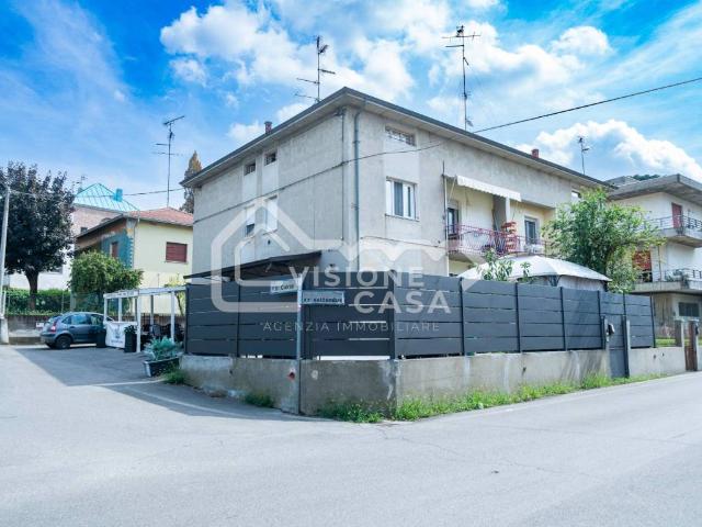 Villa Indipendente in vendita a Val d’Enza, Re