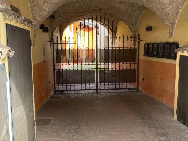 Villa Indipendente in vendita a Cavriana, Lombardia