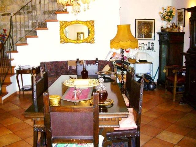 Villa Indipendente in vendita a Montegonzi, Toscana