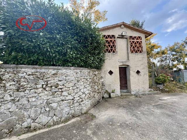 Villa Indipendente in vendita a Montegonzi