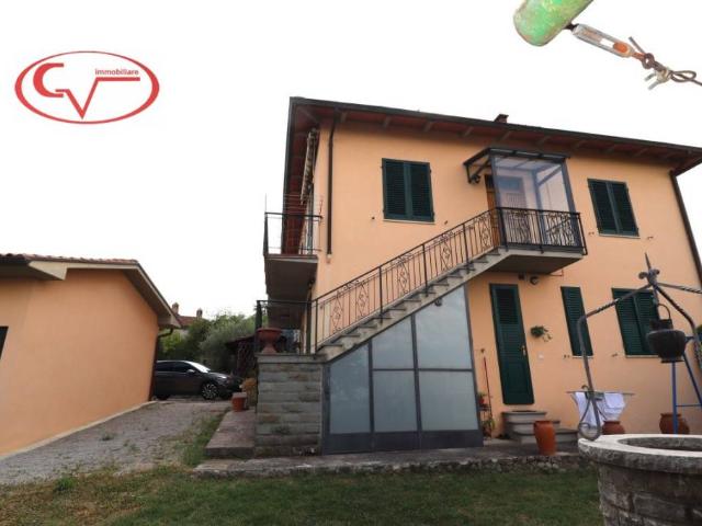 Villa Indipendente in vendita a Montegonzi, Toscana