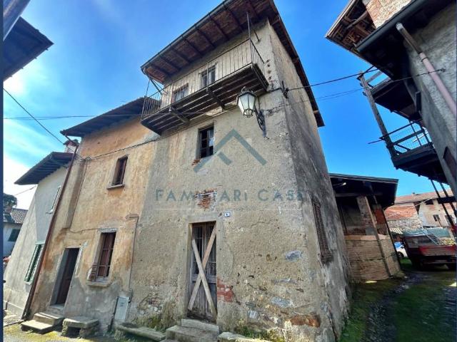 Villa Indipendente in vendita a Cazzago Brabbia, Lombardia
