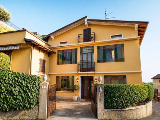 Villa Indipendente in vendita a Cazzago San Martino, Lombardia