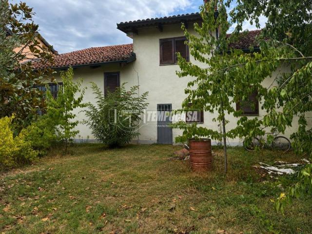 Villa Indipendente in vendita a Cellarengo, Asti