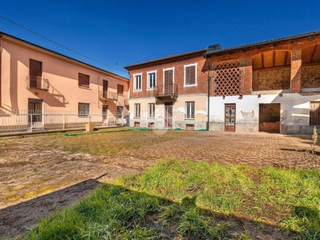 Rustico in vendita a Piemonte, Asti
