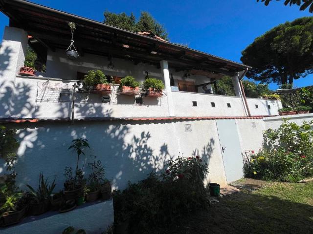 Villa Indipendente in vendita a Celle Ligure, Liguria
