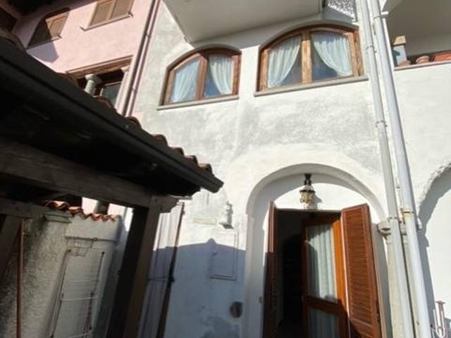 Villa Indipendente in vendita a Cellio con Breia, Piemonte