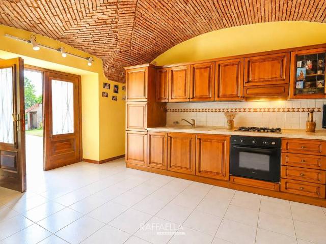 Villa Indipendente in vendita a Cenate Sotto, Lombardia