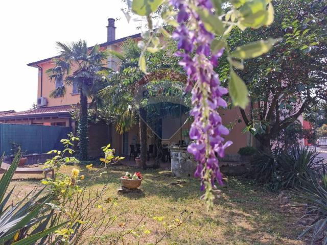 Villa Indipendente in vendita a Unione Alto Ferrarese, Cento
