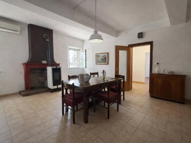 Villa Indipendente in vendita a Unione Alto Ferrarese, Cento