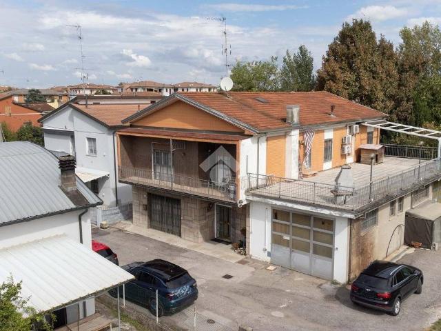 Villa Indipendente in vendita a Unione Alto Ferrarese, Cento